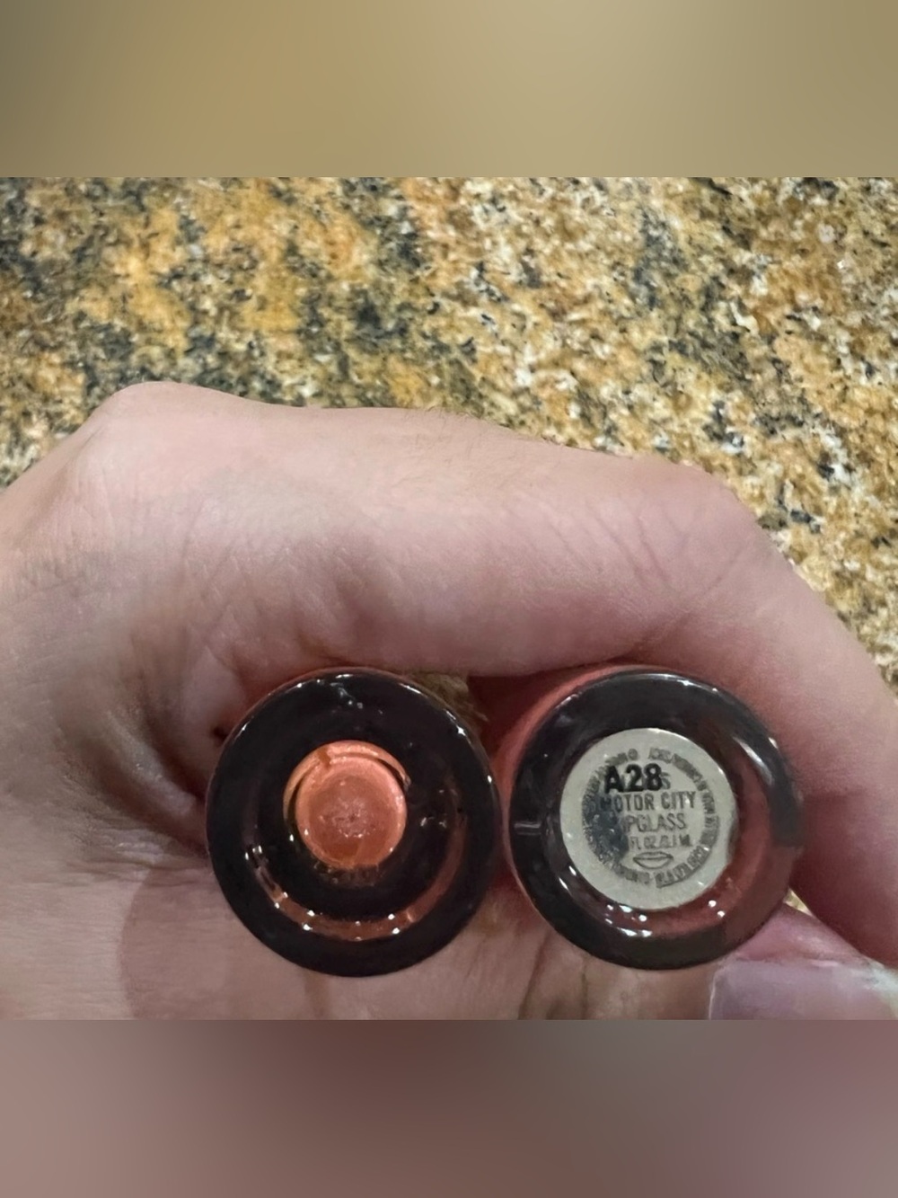 Mac gloss bundle - Picture 3 of 3